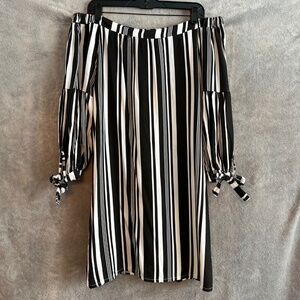 Piano C Off-Shoulder Tunic Dress Medium Black White Stripe Bardot Boho Statement